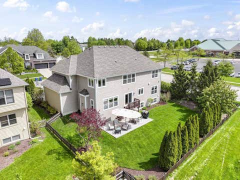 Tiny photo for 601 Oak Lane, South Elgin, IL 60177 (MLS # 12633918)