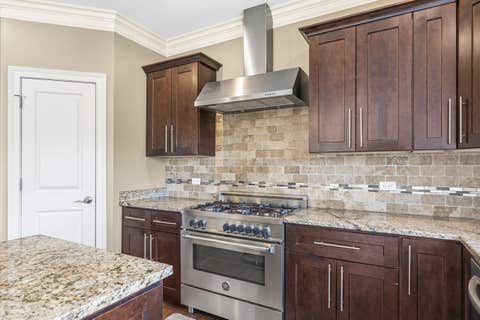 Tiny photo for 601 Oak Lane, South Elgin, IL 60177 (MLS # 12633918)