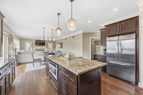 Tiny photo for 601 Oak Lane, South Elgin, IL 60177 (MLS # 12633918)