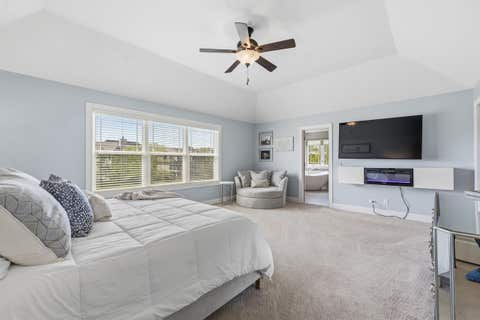 Tiny photo for 601 Oak Lane, South Elgin, IL 60177 (MLS # 12633918)