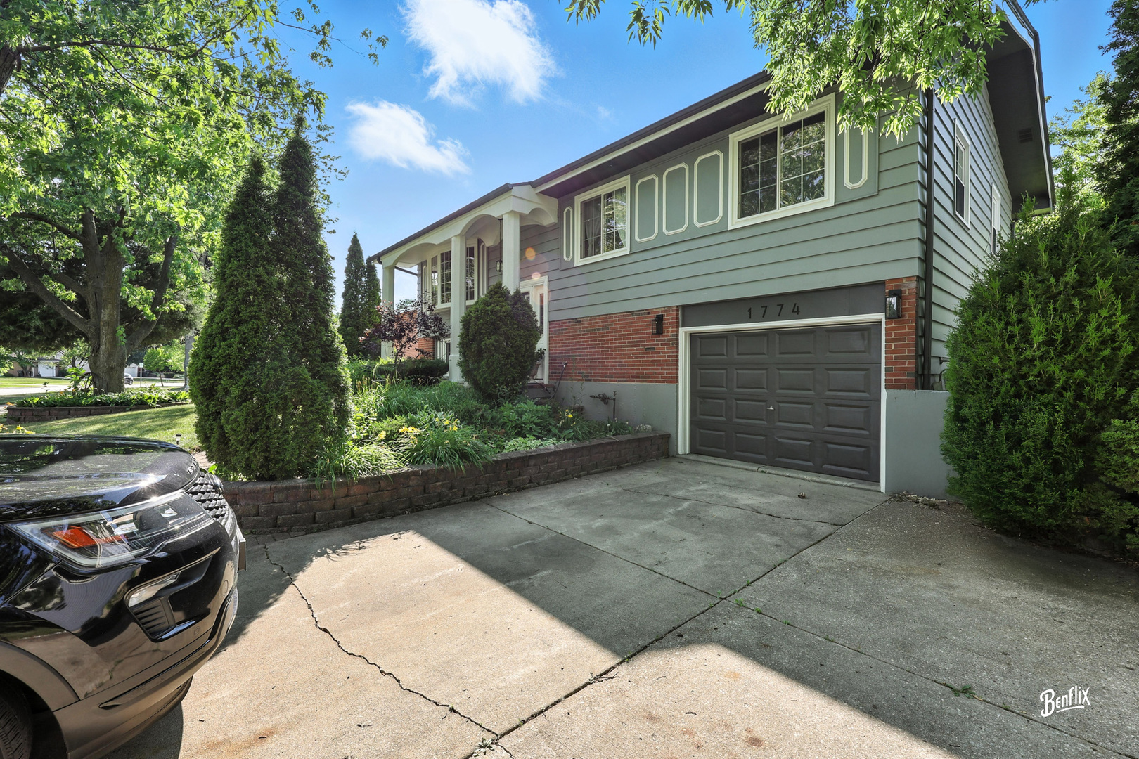 1774 Glen Lake Road