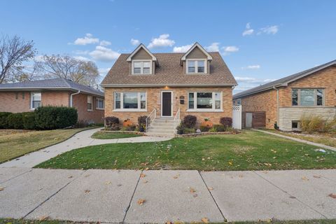 Photo of 7652 W Catalpa Avenue, Chicago, IL 60656 (MLS # 12515280)