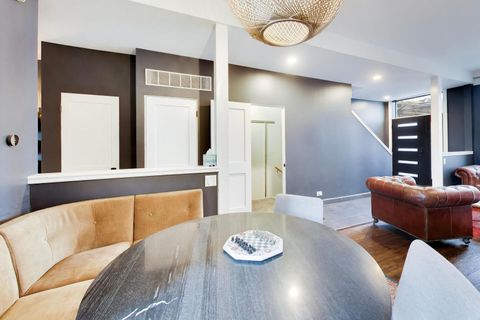 Tiny photo for 941 W Altgeld Street, Chicago, IL 60614 (MLS # 12590736)