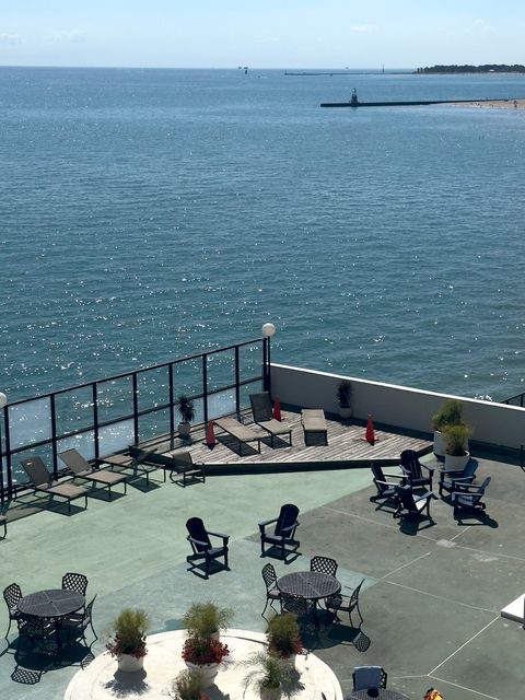 Tiny photo for 6033 N Sheridan Road #7C, Chicago, IL 60660 (MLS # 12506071)