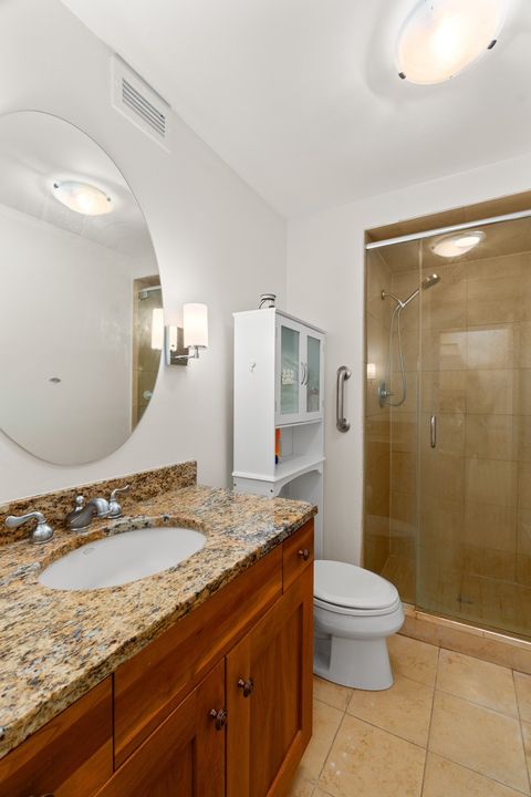 Tiny photo for 6033 N Sheridan Road #7C, Chicago, IL 60660 (MLS # 12506071)