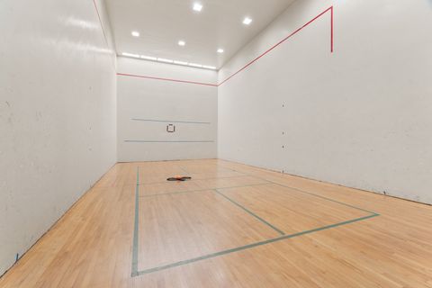 Tiny photo for 6033 N Sheridan Road #7C, Chicago, IL 60660 (MLS # 12506071)