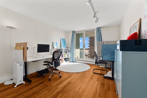 Tiny photo for 6033 N Sheridan Road #7C, Chicago, IL 60660 (MLS # 12506071)