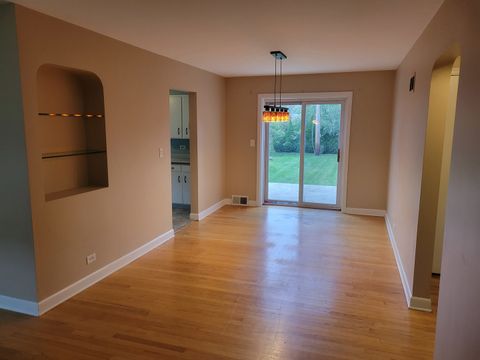 Tiny photo for 8918 Parkside Avenue, Morton Grove, IL 60053 (MLS # 12492651)