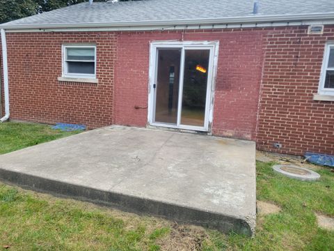 Tiny photo for 8918 Parkside Avenue, Morton Grove, IL 60053 (MLS # 12492651)