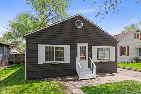 Photo of 120 Anderson Avenue, Joliet, IL 60433 (MLS # 12319159)