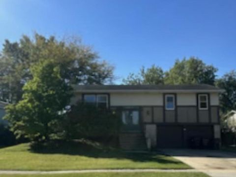 Photo of 8131 W Evergreen Drive, Frankfort, IL 60423 (MLS # 12493156)