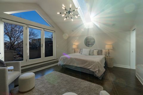 Tiny photo for 908 N Winchester Avenue, Chicago, IL 60622 (MLS # 12541916)