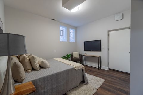 Tiny photo for 908 N Winchester Avenue, Chicago, IL 60622 (MLS # 12541916)