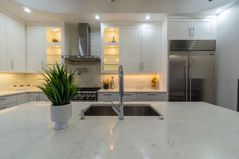 Tiny photo for 908 N Winchester Avenue, Chicago, IL 60622 (MLS # 12541916)