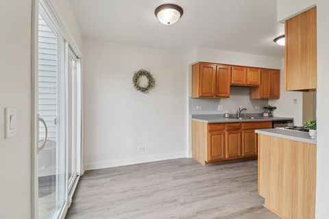 Tiny photo for 1900 Basswood Lane, Glendale Heights, IL 60139 (MLS # 12493787)