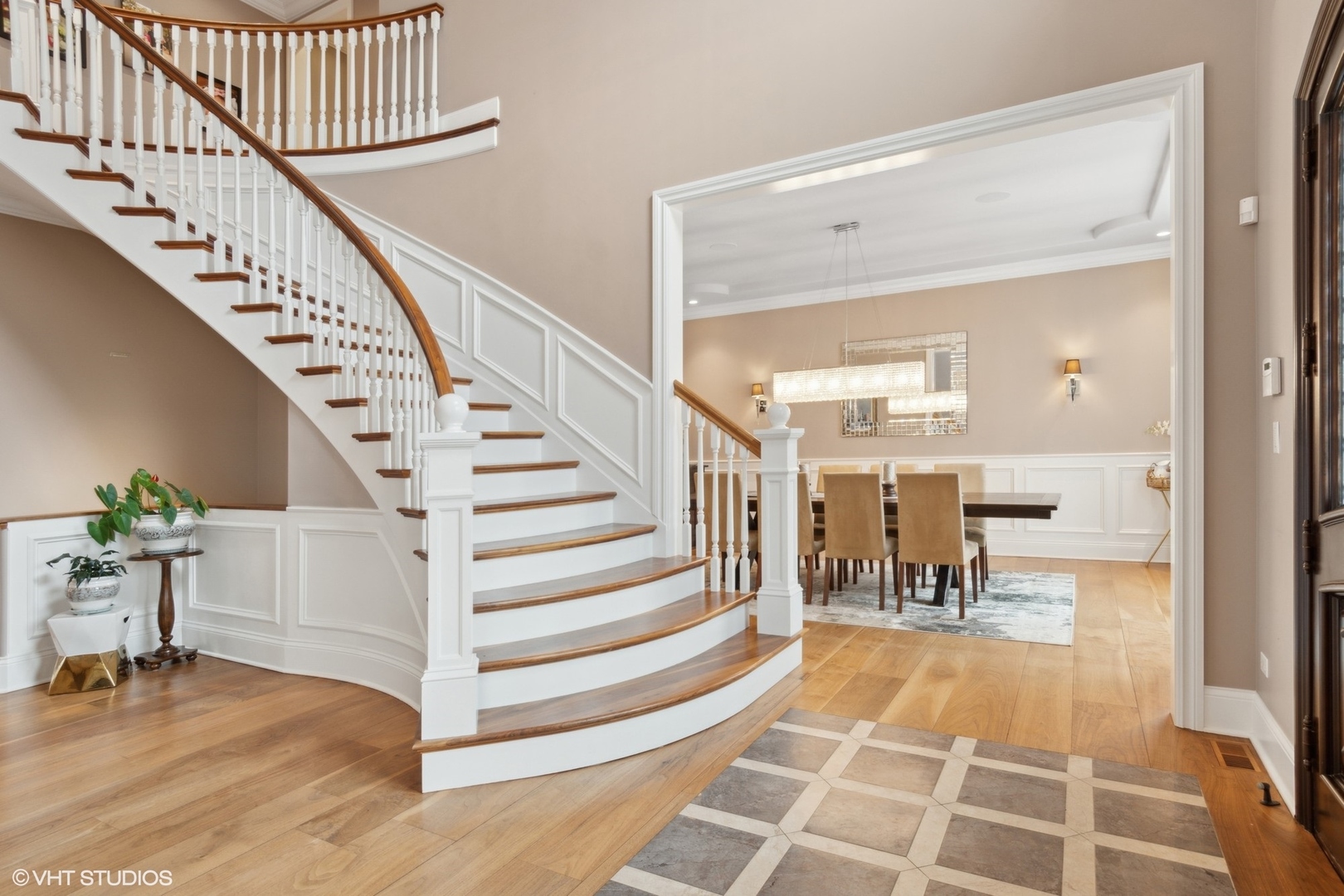 6 Ivy Lane