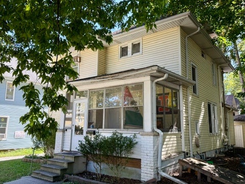 Photo of 711 W California Avenue, Urbana, IL 61801 (MLS # 12750809)