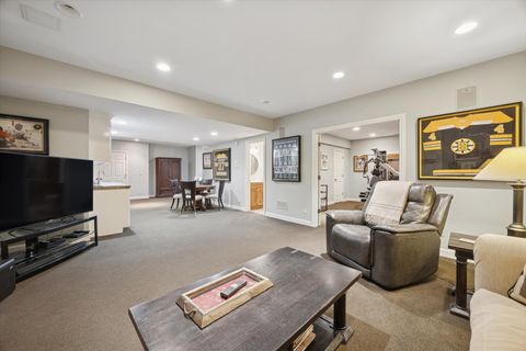 Tiny photo for 440 S Grant Street, Hinsdale, IL 60521 (MLS # 12564812)