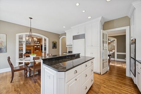 Tiny photo for 440 S Grant Street, Hinsdale, IL 60521 (MLS # 12564812)