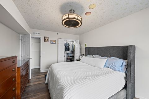 Tiny photo for 7041 W Touhy Avenue #607, Niles, IL 60714 (MLS # 12558994)