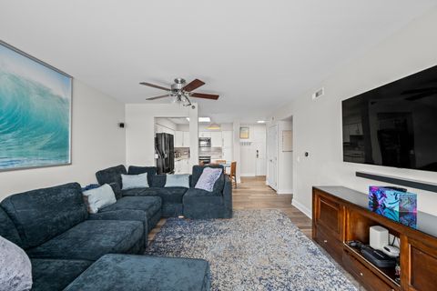 Tiny photo for 7041 W Touhy Avenue #607, Niles, IL 60714 (MLS # 12558994)