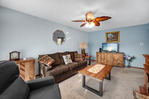 Tiny photo for 10915 S Mackinaw Avenue, Chicago, IL 60617 (MLS # 12473667)