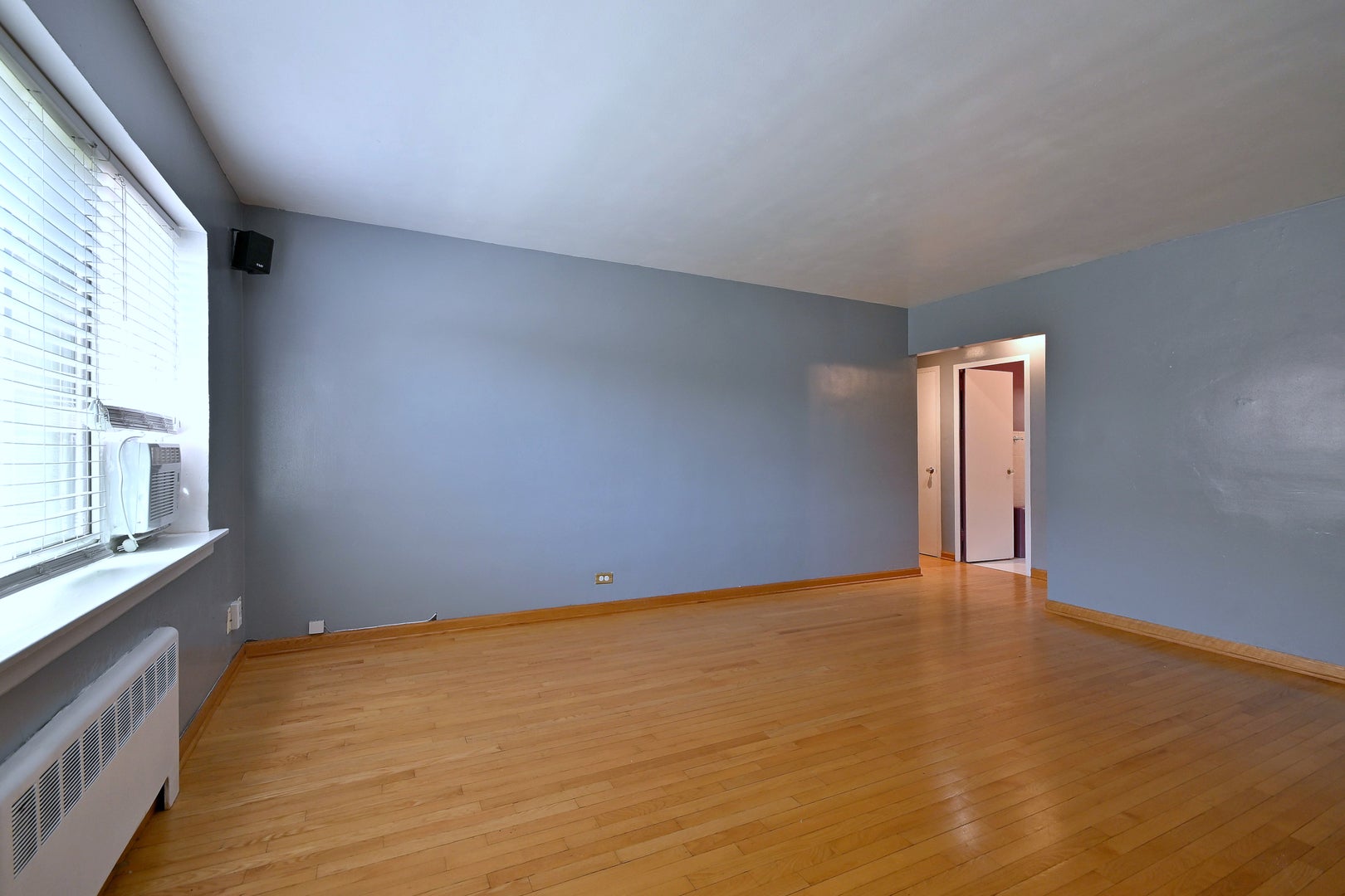 1112 N Harlem Avenue 1