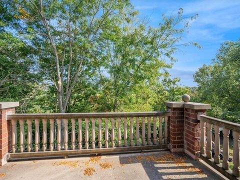Tiny photo for 940 Augusta Way #309, Highland Park, IL 60035 (MLS # 12488676)