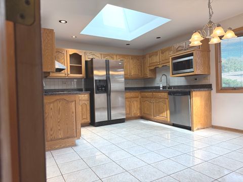 Tiny photo for 6259 W 91st Place, Oak Lawn, IL 60453 (MLS # 12680239)