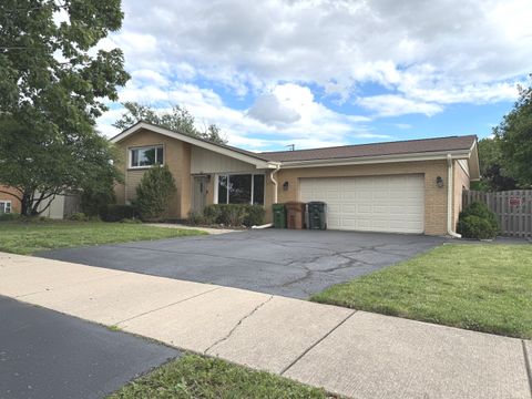 Photo of 6259 W 91st Place, Oak Lawn, IL 60453 (MLS # 12680239)