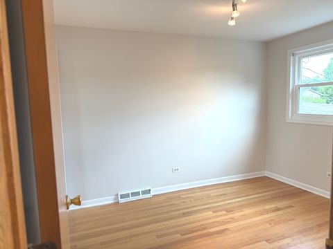 Tiny photo for 6259 W 91st Place, Oak Lawn, IL 60453 (MLS # 12680239)