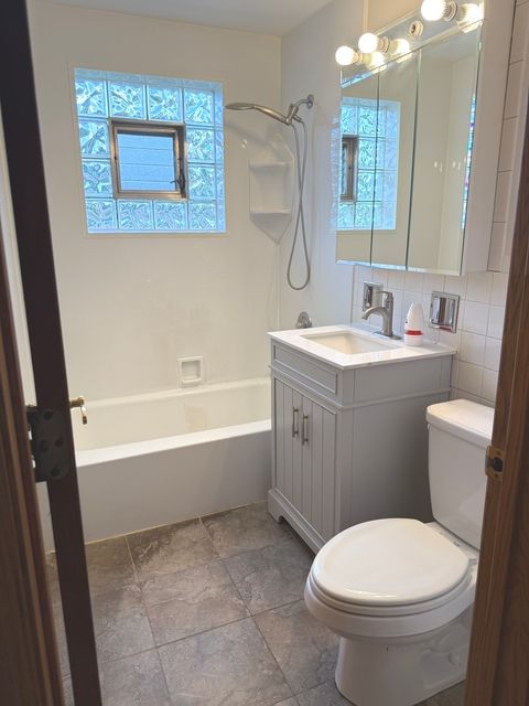 Tiny photo for 6259 W 91st Place, Oak Lawn, IL 60453 (MLS # 12680239)