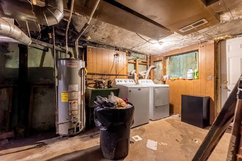 Tiny photo for 8332 S Kerfoot Avenue, Chicago, IL 60620 (MLS # 12587746)