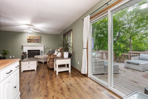Tiny photo for 23 Palm Court, Bloomington, IL 61701 (MLS # 12641238)