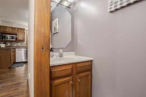 Tiny photo for 23 Palm Court, Bloomington, IL 61701 (MLS # 12641238)