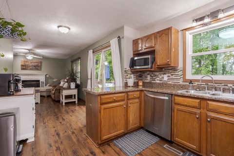 Tiny photo for 23 Palm Court, Bloomington, IL 61701 (MLS # 12641238)