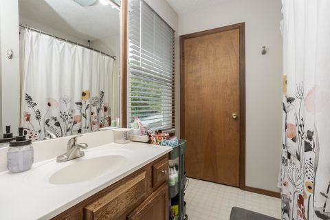 Tiny photo for 23 Palm Court, Bloomington, IL 61701 (MLS # 12641238)