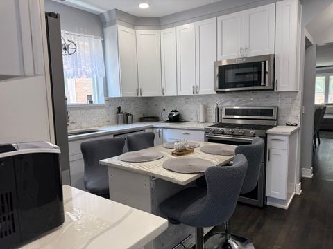 Tiny photo for 2233 Clinton Avenue, Berwyn, IL 60402 (MLS # 12667825)
