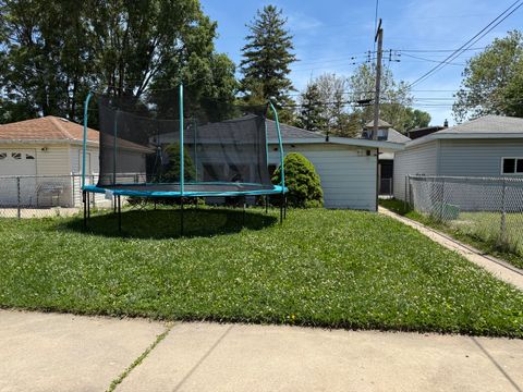 Tiny photo for 2233 Clinton Avenue, Berwyn, IL 60402 (MLS # 12667825)