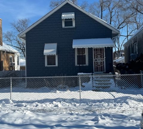 9005 S Paulina Street Chicago IL 60620