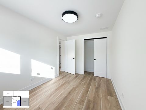 Tiny photo for 703 N Gibbons Avenue, Arlington Heights, IL 60004 (MLS # 12526963)