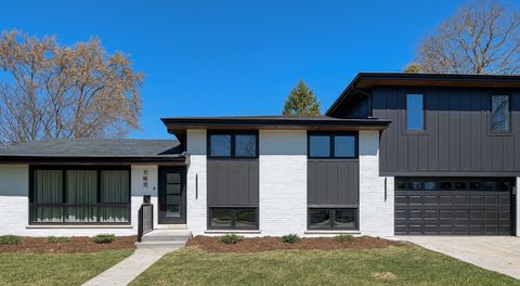 703 N Gibbons Avenue Arlington Heights IL 60004