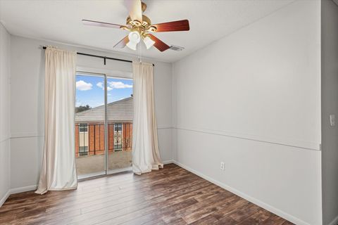 Tiny photo for 1004 E Harding Drive #303, Urbana, IL 61801 (MLS # 12523209)