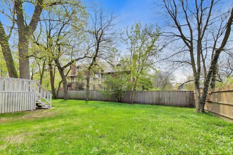 Tiny photo for 1046 Ridge Street, Evanston, IL 60202 (MLS # 12623252)