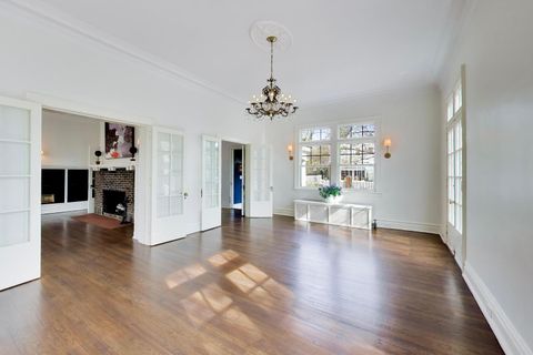 Tiny photo for 1046 Ridge Street, Evanston, IL 60202 (MLS # 12623252)
