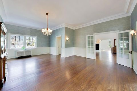 Tiny photo for 1046 Ridge Street, Evanston, IL 60202 (MLS # 12623252)