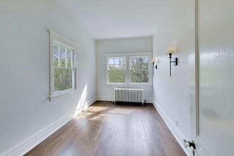 Tiny photo for 1046 Ridge Street, Evanston, IL 60202 (MLS # 12623252)