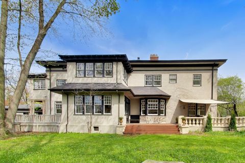 Tiny photo for 1046 Ridge Street, Evanston, IL 60202 (MLS # 12623252)