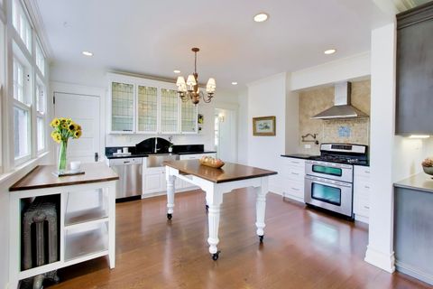 Tiny photo for 1046 Ridge Street, Evanston, IL 60202 (MLS # 12623252)