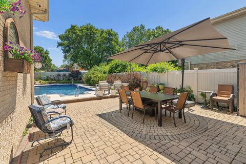 Tiny photo for 7933 Glen Lane, Darien, IL 60561 (MLS # 12685913)